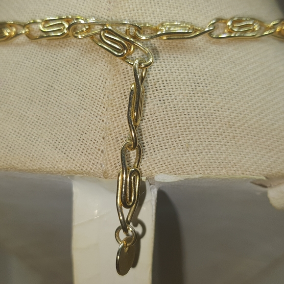 Goldtone Flower Petal Heart Necklace - Picture 4 of 4